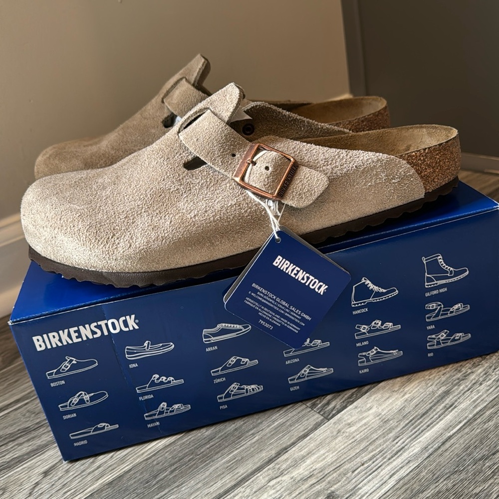 Birkenstock Men's Suede Soft Footbed Boston Clogs Size 10 Mens.